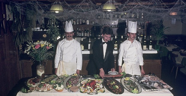 Karl, Siegfried e Hansi Baumgartner Ristorante Pichler, buffet di pesce 1982